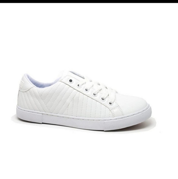 Nautica White Leather Low Top Sneaker - Picture 12 of 12